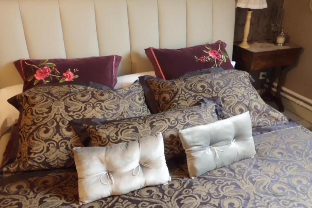 Le Clos Saint Paul Hotel Tourny Bilik gambar